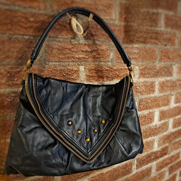 Matt & Nat vegan leather bag - Picture 2 of 9